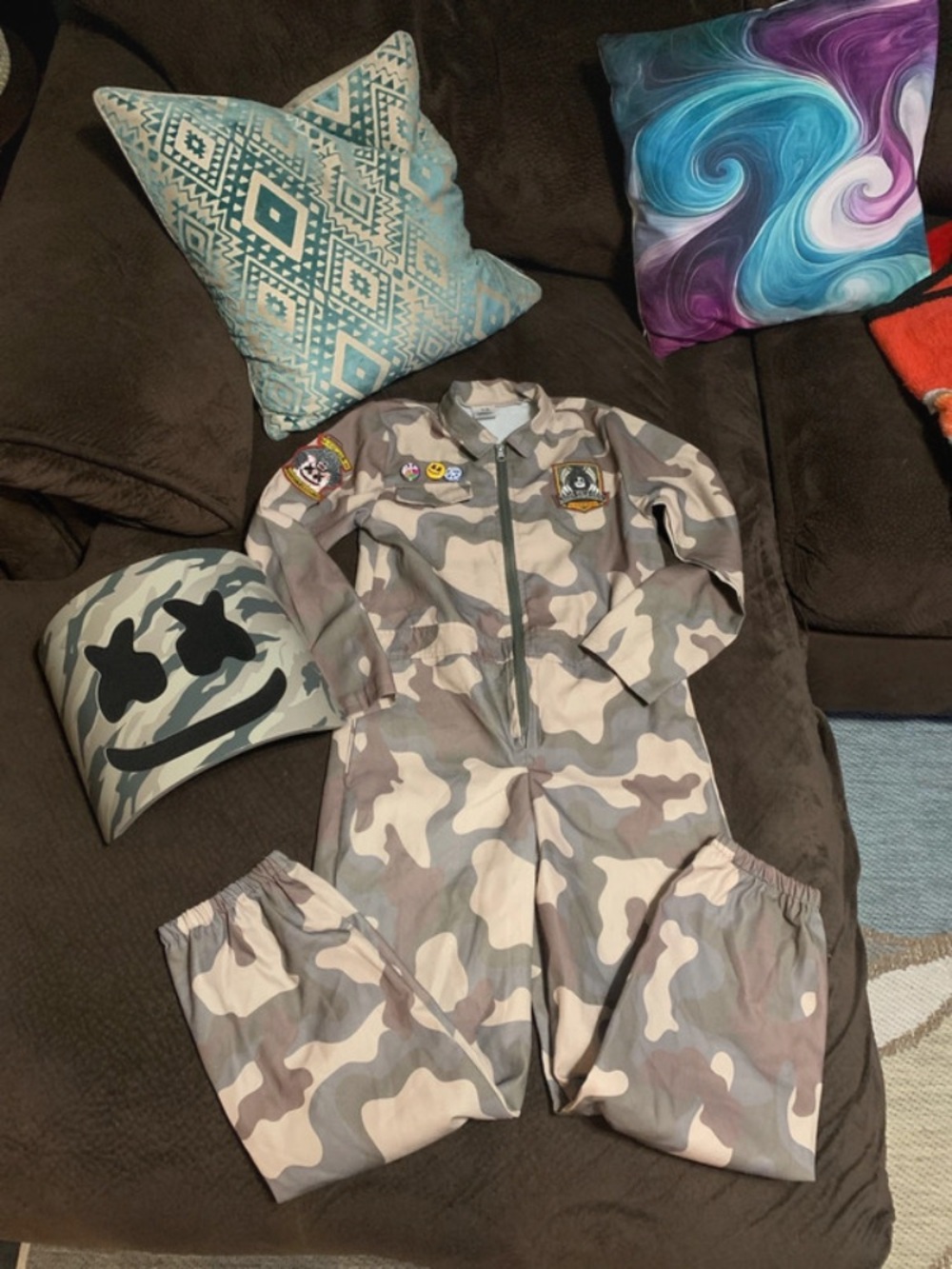 EUC Boys L Marshmello Costume